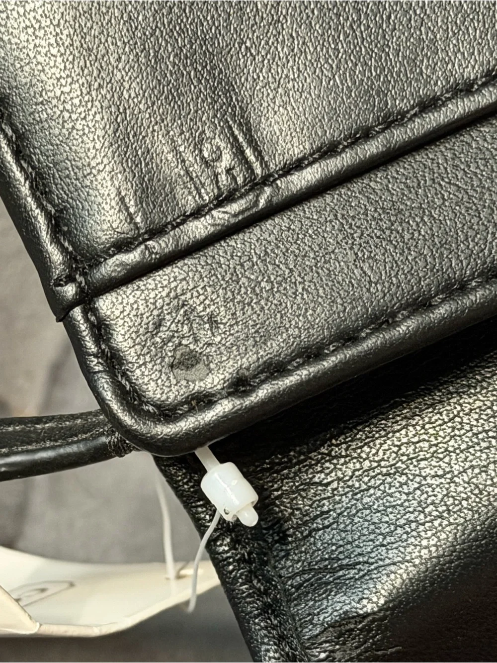 Coach Women's Leather Wallet/Black Large Clasp Button (New W/Defects) No Box NWT